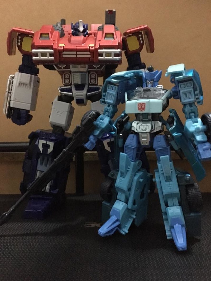 Spark toys deals optimus prime